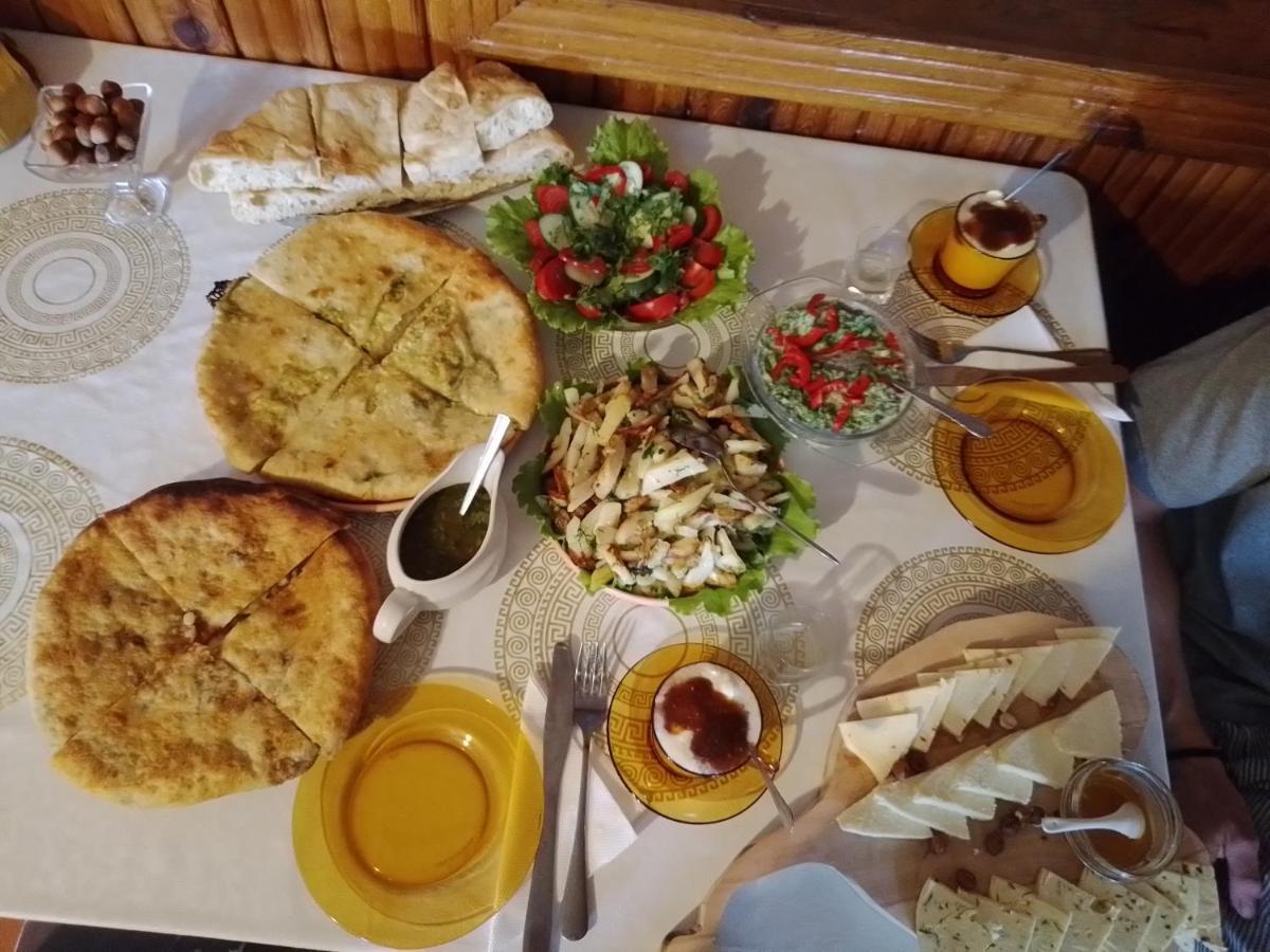 Tsvirmi Zviadi'S Guesthouse Mestia Zewnętrze zdjęcie